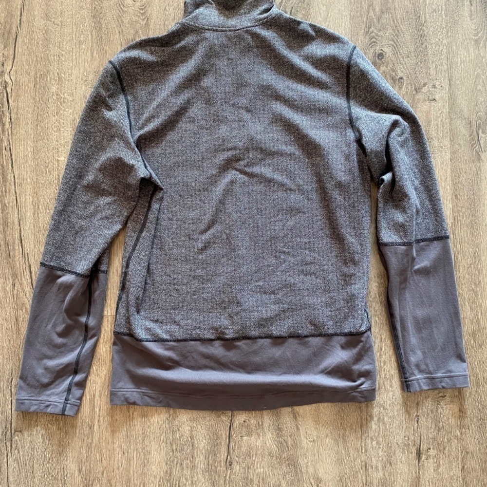 Lululemon Womens Long Sleeve 1/2 Zip Heathered Black/Gray Size 6 - Picture 7 of 7
